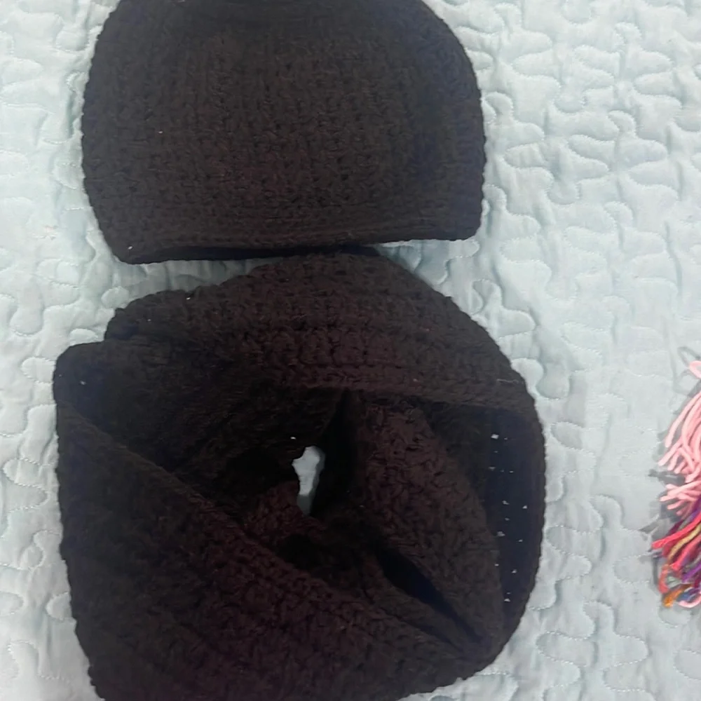 Infinity hat set - Picture 1 of 4